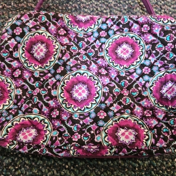 Vera Bradley Small Quilted Shoulder Purse - Picture 5 of 10